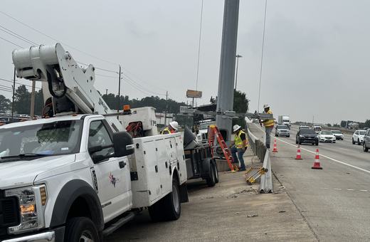 High-mast maintenance on the freeway